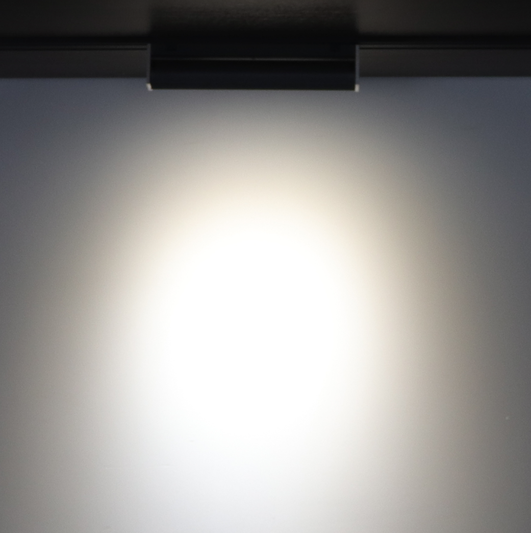 原廠實景照明展示|拉斐爾原廠圖