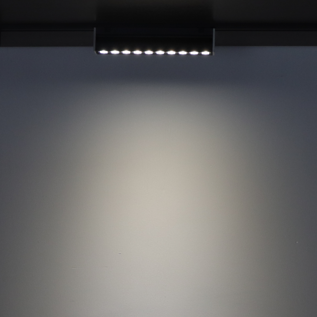 原廠實景照明展示|拉斐爾原廠圖