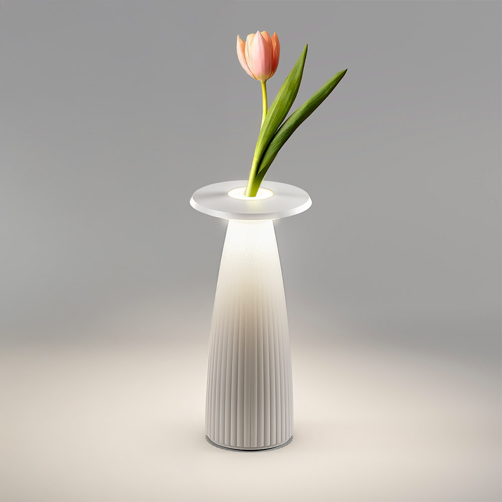 flora 白色單品搭配花材